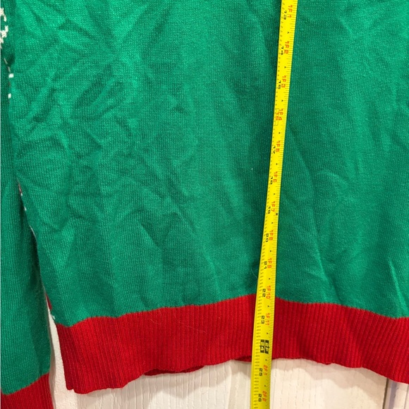 Taco Bell “Seasoned Greetings” Christmas Sweater, Small - Picture 6 of 9